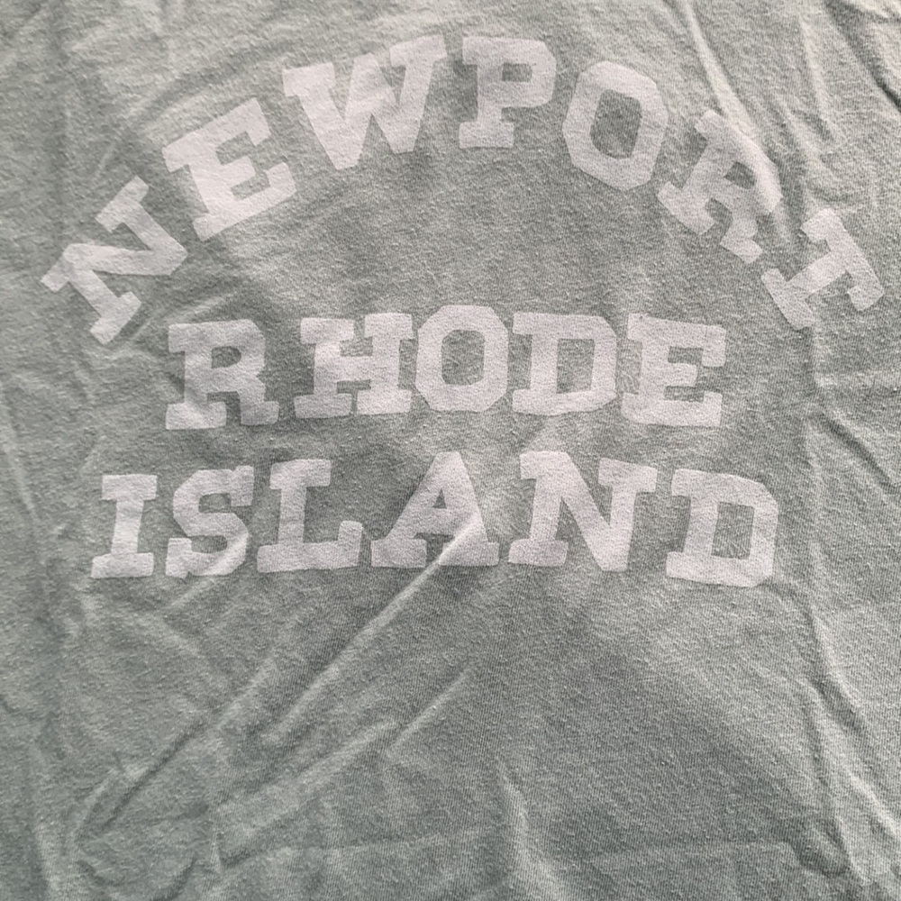 American Eagle Graphic Tee- Newport Rhode Island - Picture 2 of 5